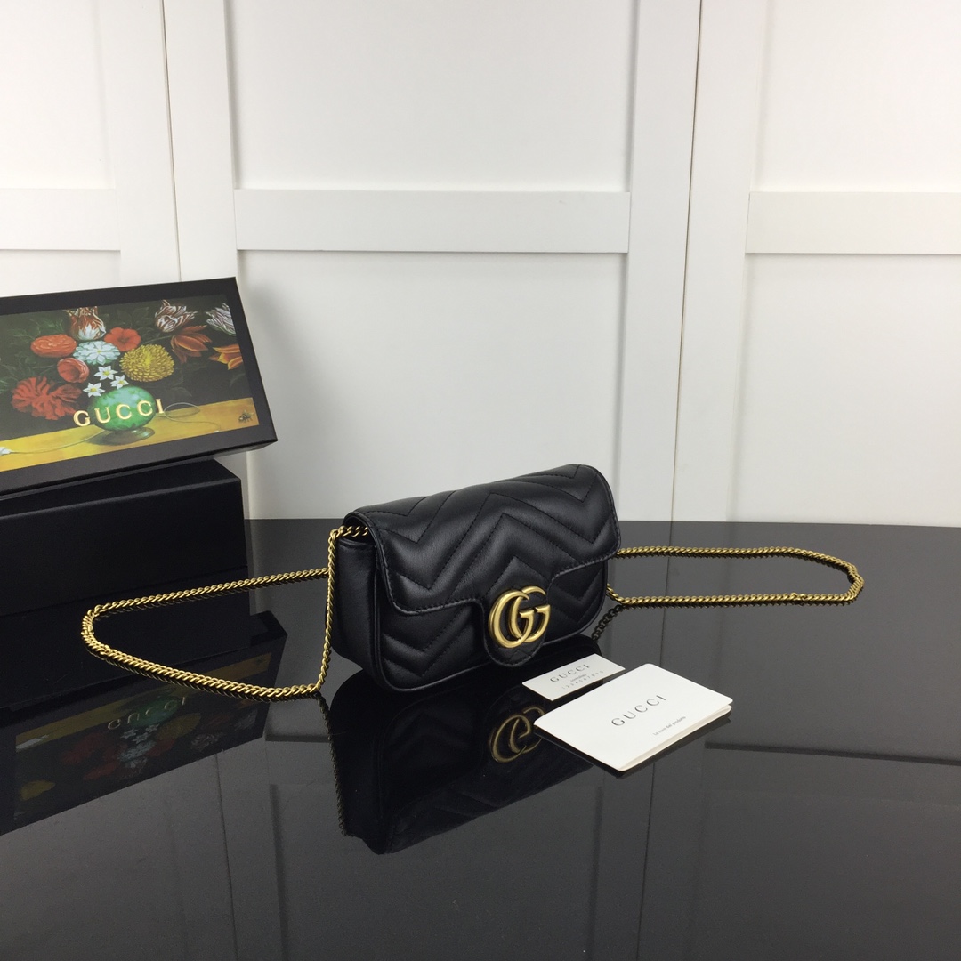 Gucci Satchel Bags